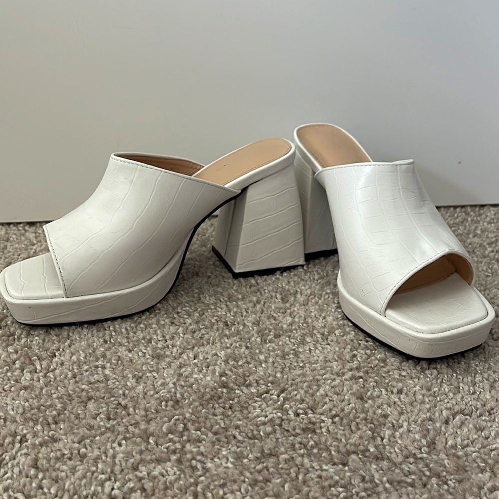 COPY - 70s Style White Low Thick Pump Heels Alligator Pleather